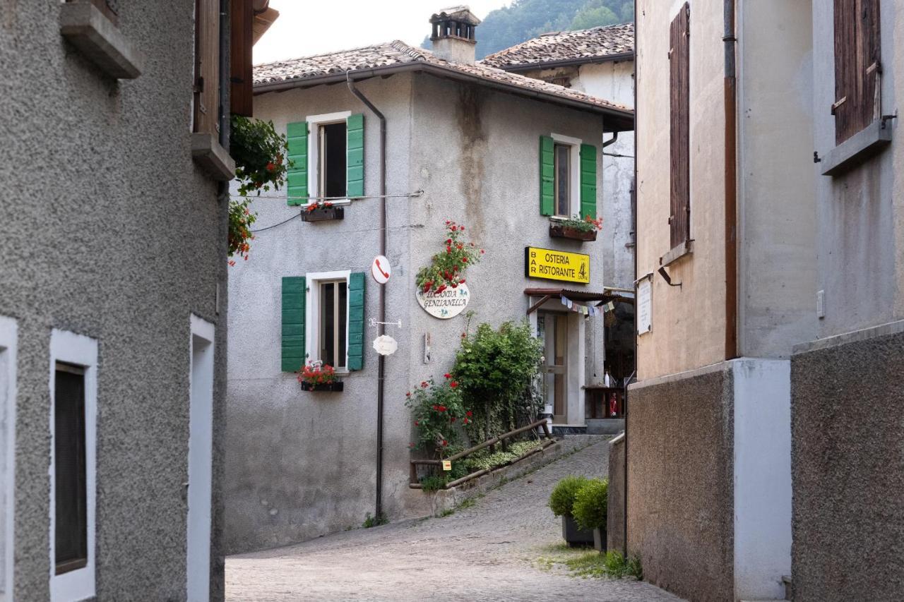 Locanda Genzianella Gargnano Bagian luar foto