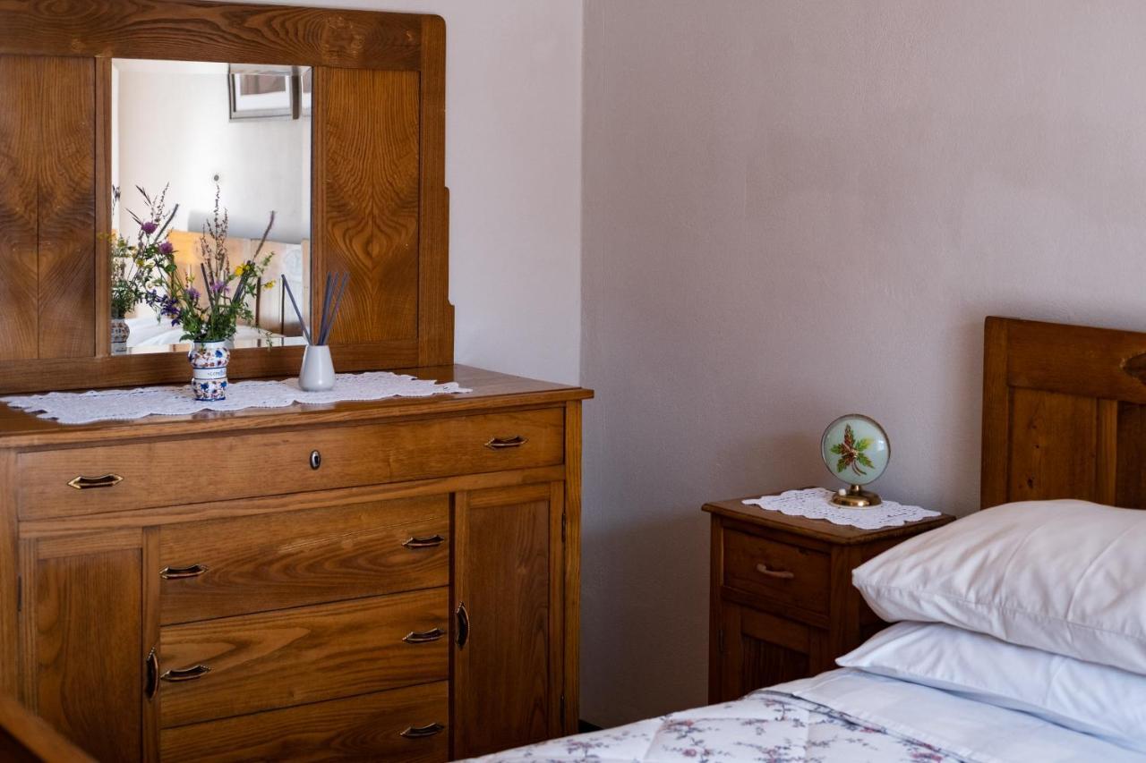Locanda Genzianella Gargnano Bagian luar foto